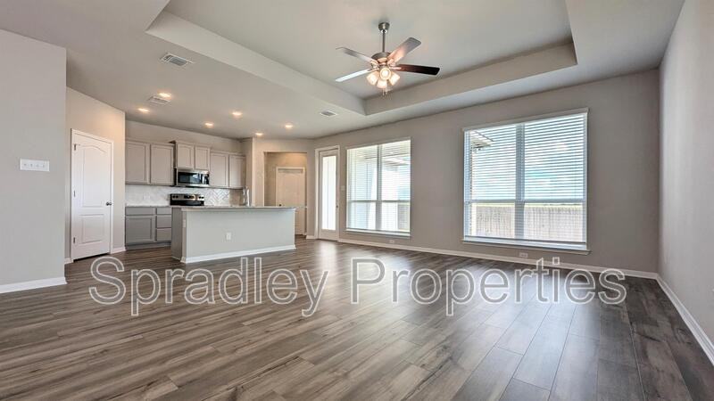 8816 Glade Dr - Photo 2 of 10