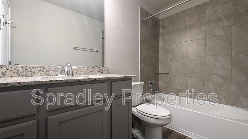 8816 Glade Dr - Photo 5 of 10