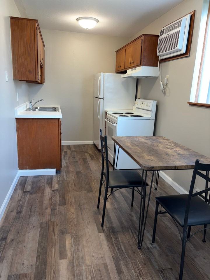 Aspen Apartments - Photo 2 of 19