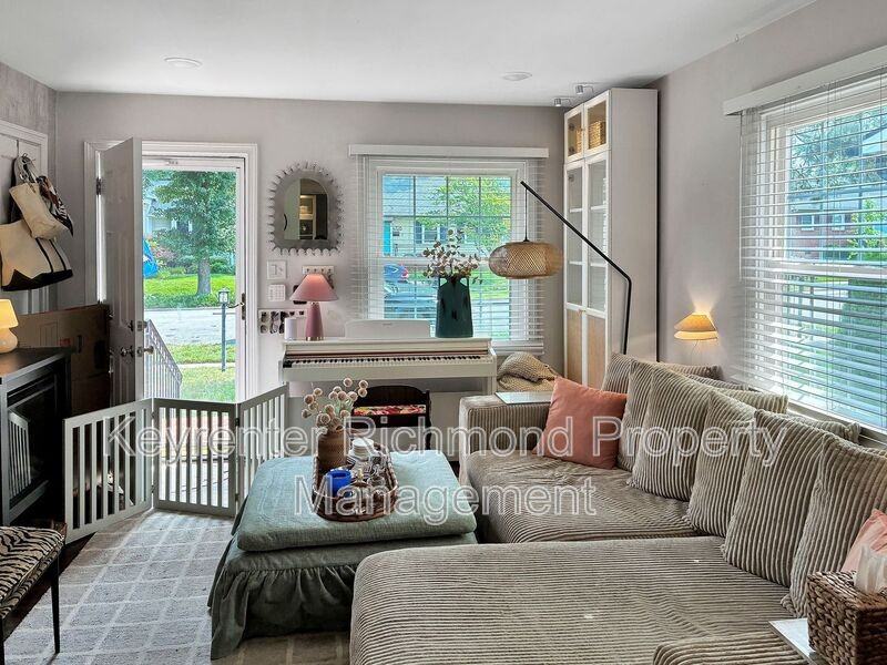 4707 Fitzhugh Ave - Photo 4 of 29