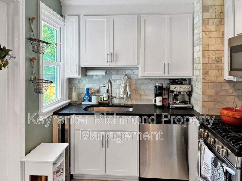 4707 Fitzhugh Ave - Photo 7 of 29