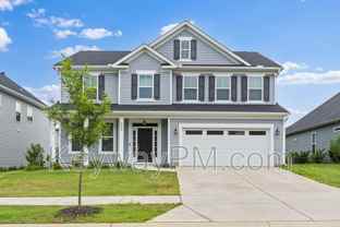 585 Hampton Dr - Photo 1 of 1