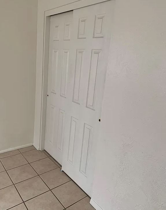 1555 // 3460 East Glenn Street - Photo 6 of 10