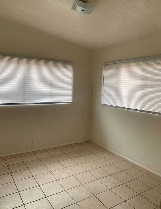 1555 // 3460 East Glenn Street - Photo 7 of 10