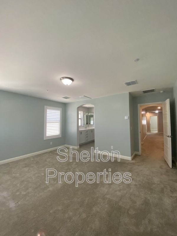 1721 N Marketside Ave - Photo 6 of 20