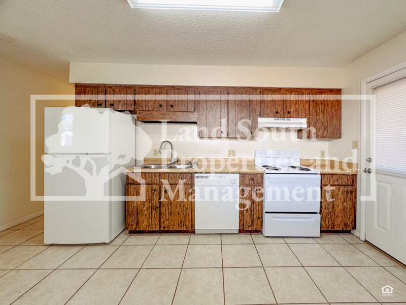 1707 King Ave Apt A #1701A1707B - Photo 4 of 9