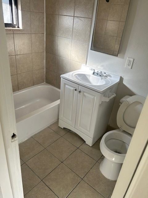 1474 Xenia Street - Photo 5 of 8