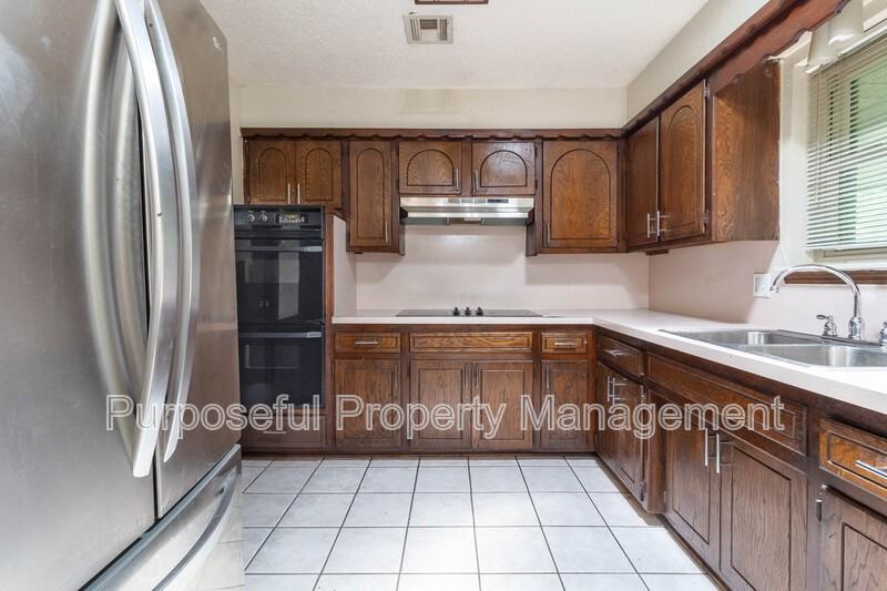 9317 Ne Sherwell Dr - Photo 6 of 24