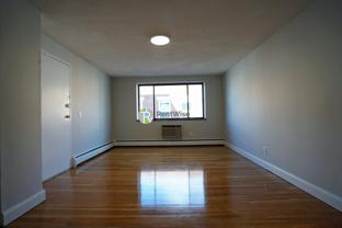 230 Babcock St #4G - Photo 1 of 1