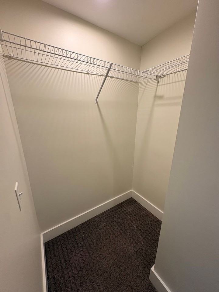 31 S Duke St #6 - Photo 5 of 8
