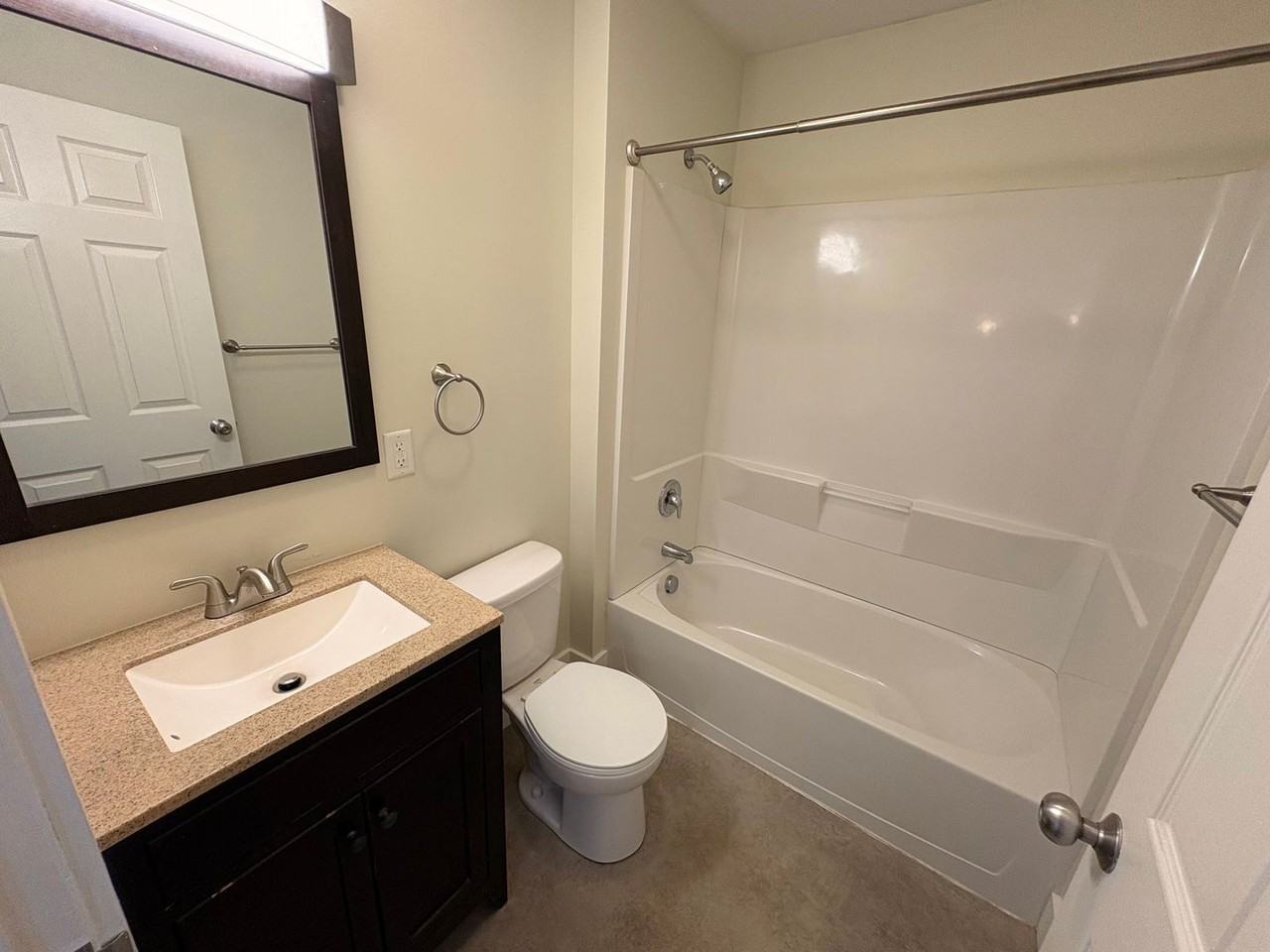 31 S Duke St #6 - Photo 6 of 8