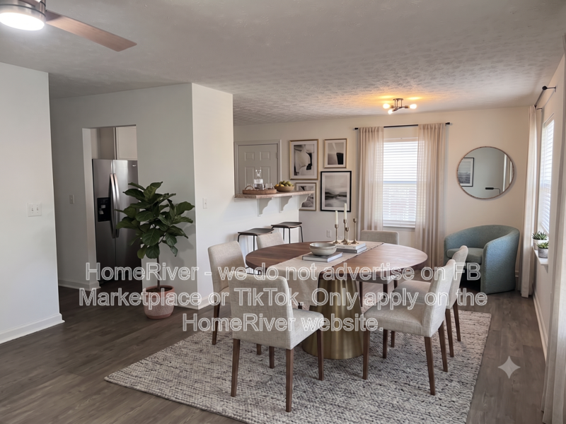 3067 Embry Way Se - Photo 4 of 16