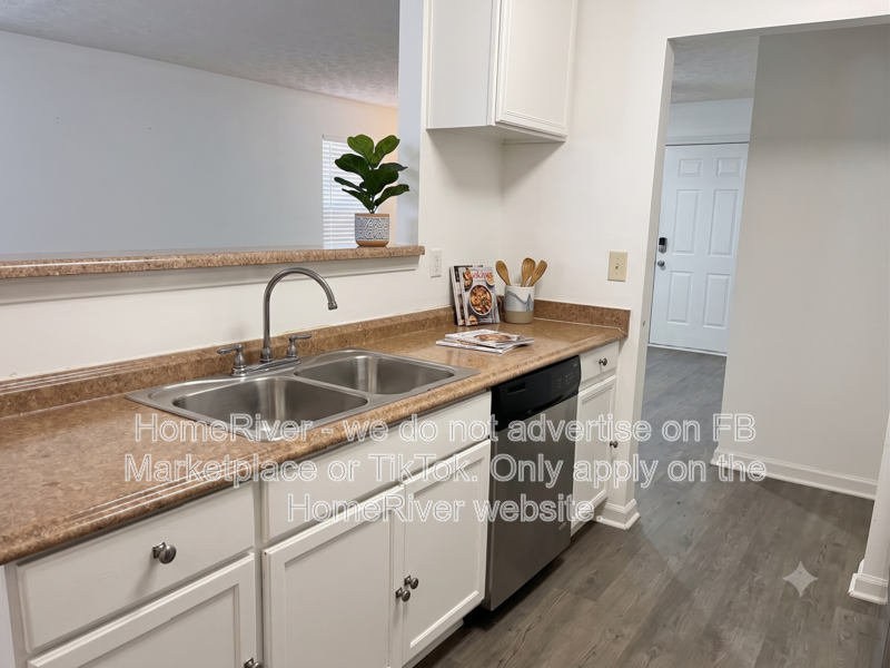 3067 Embry Way Se - Photo 6 of 16