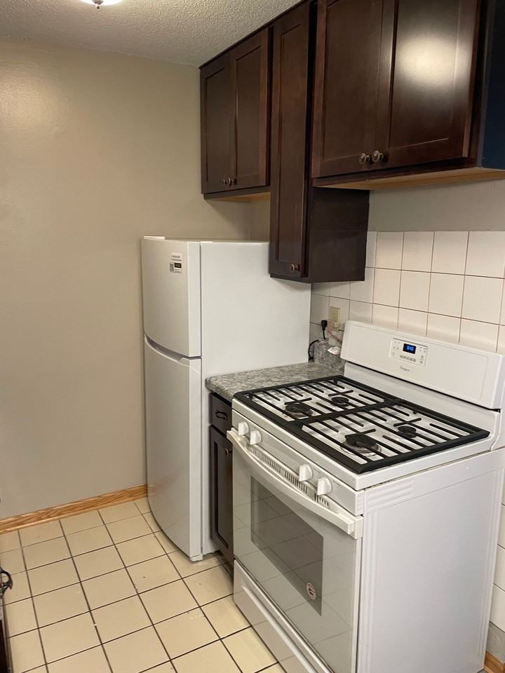 Cedar Avenue Apartments - Photo 3 of 20