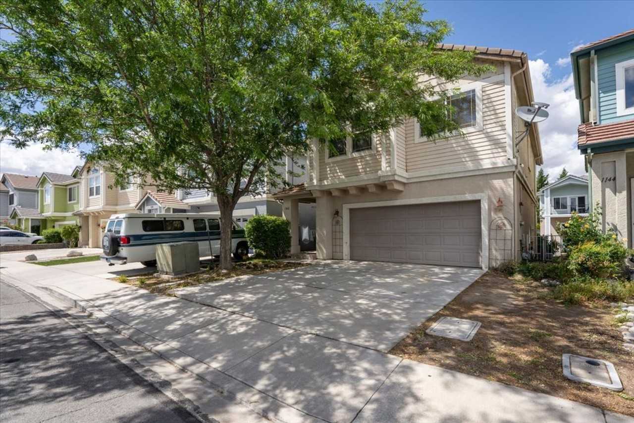 1142 Harbour Cove Ct - Photo 2 of 50