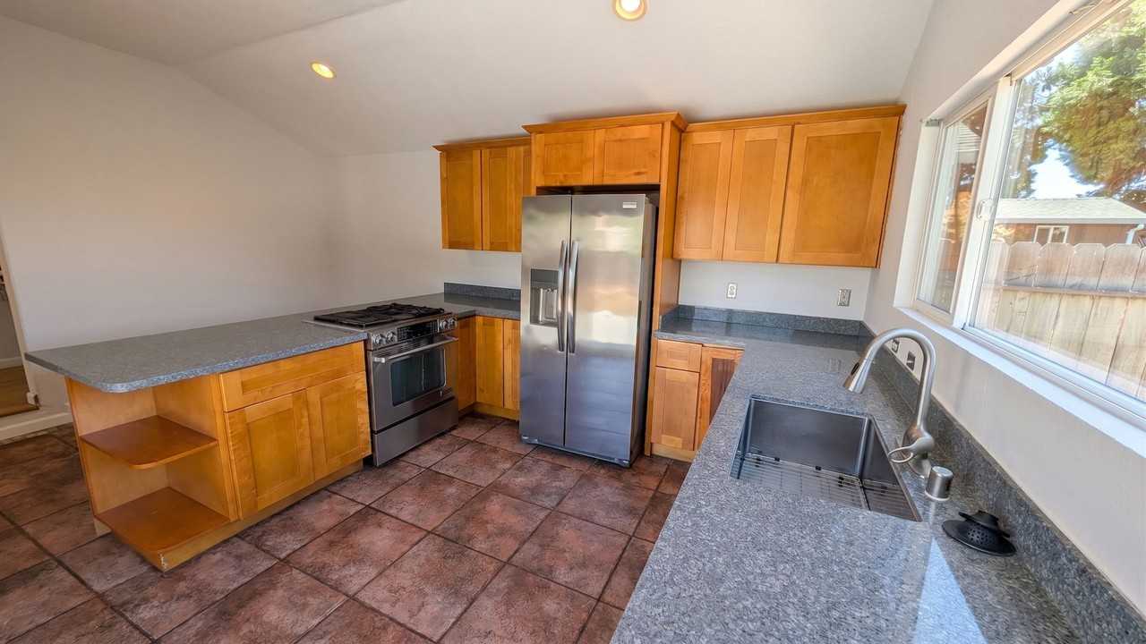 867 Via Mariposa - Photo 6 of 14