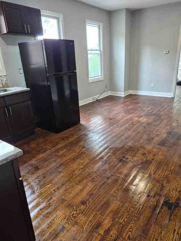 8 William Street - Photo 5 of 7
