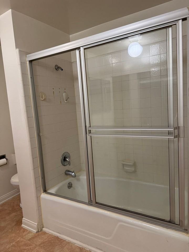 045 - Jackson Apartments - Photo 6 of 6