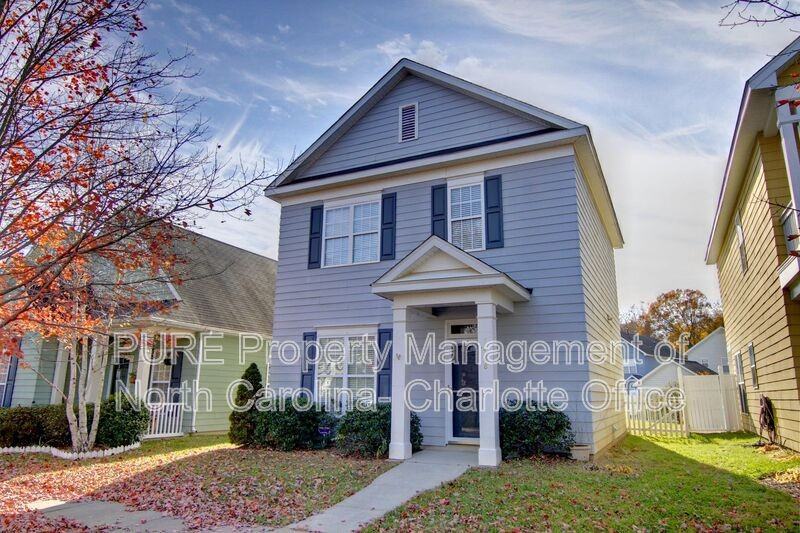 7428 Darblay St - Photo 3 of 33