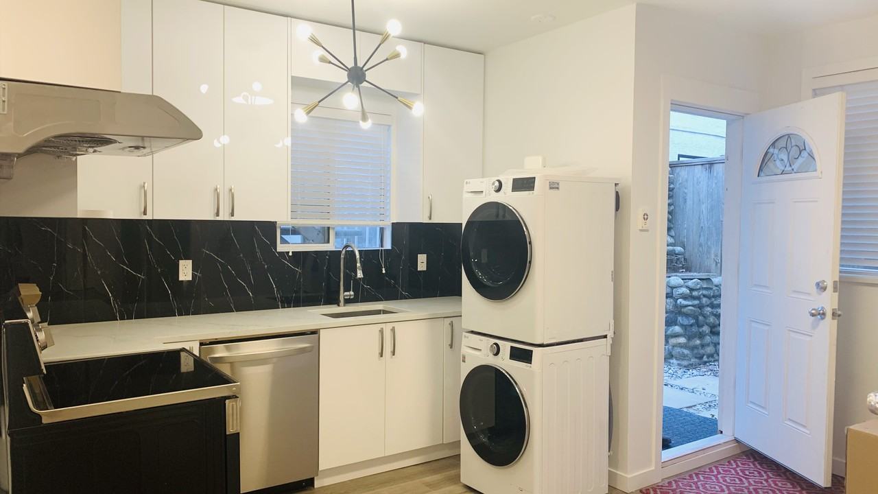955 East 10th Avenue - Photo 4 of 10