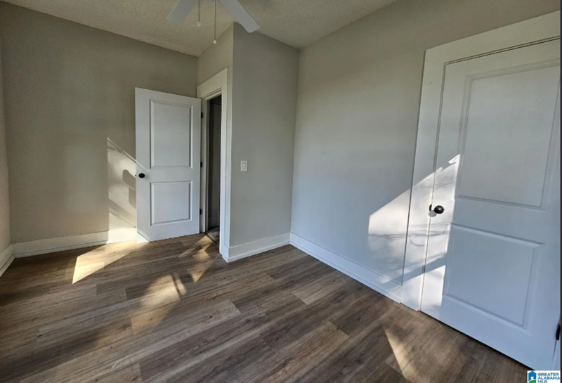 1701 Avenue I - Photo 7 of 10
