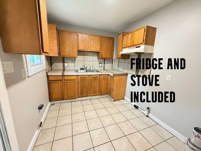 3373 33rd Pl N - Photo 4 of 8