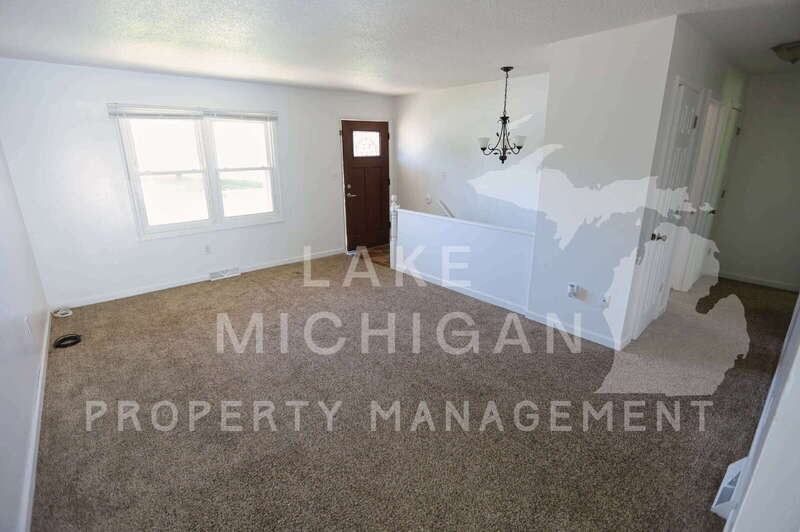 2257 Countrywood Dr Se - Photo 3 of 8
