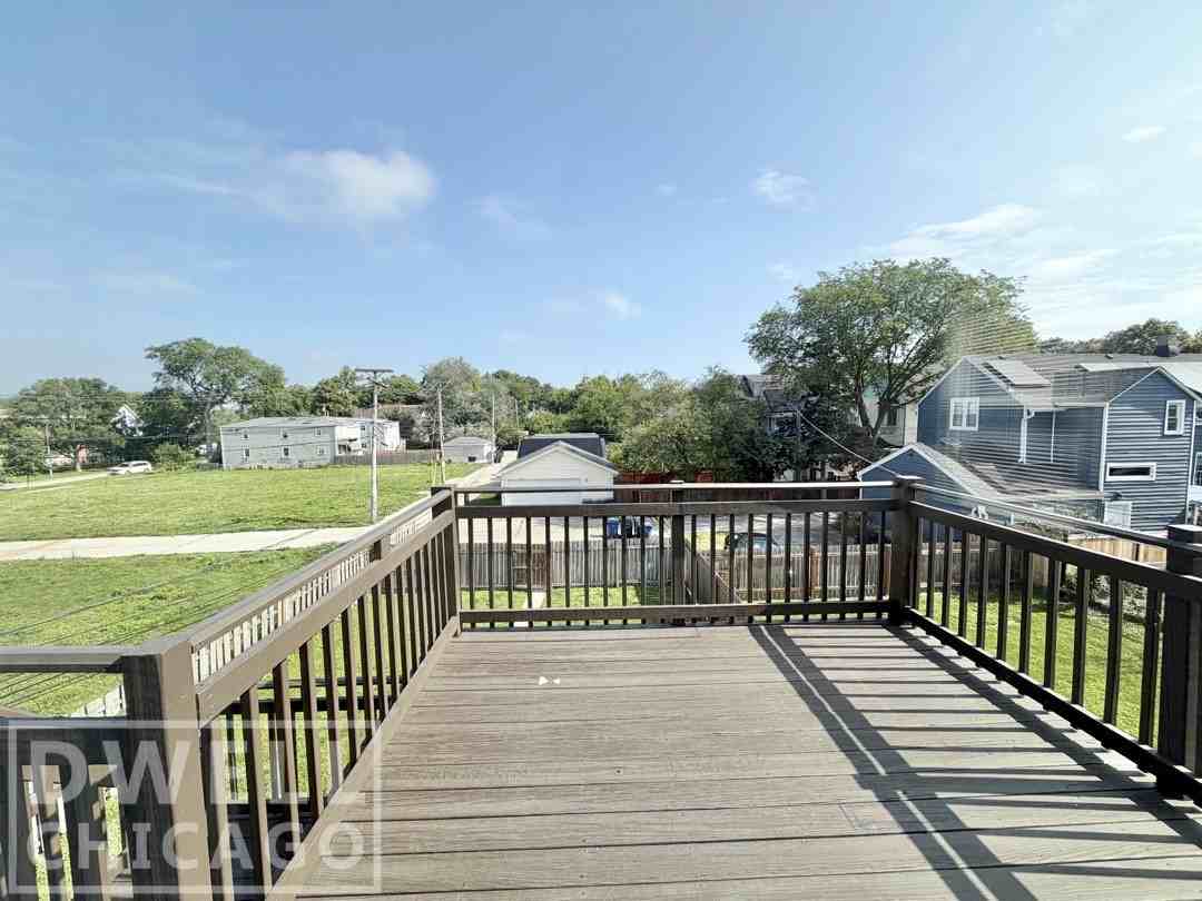 1411 Emerson St #2 - Photo 6 of 19