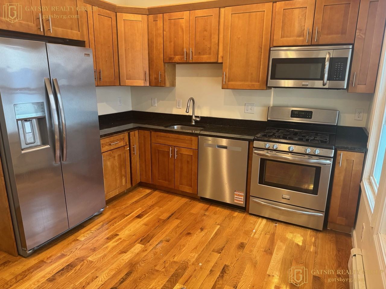 91 Tremont St #1 - Photo 3 of 18