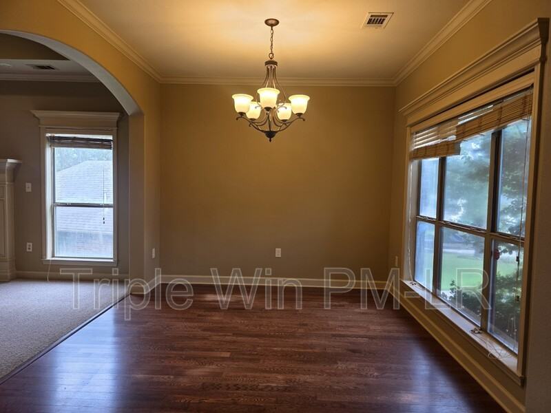 1901 Hidden Creek Dr - Photo 7 of 43