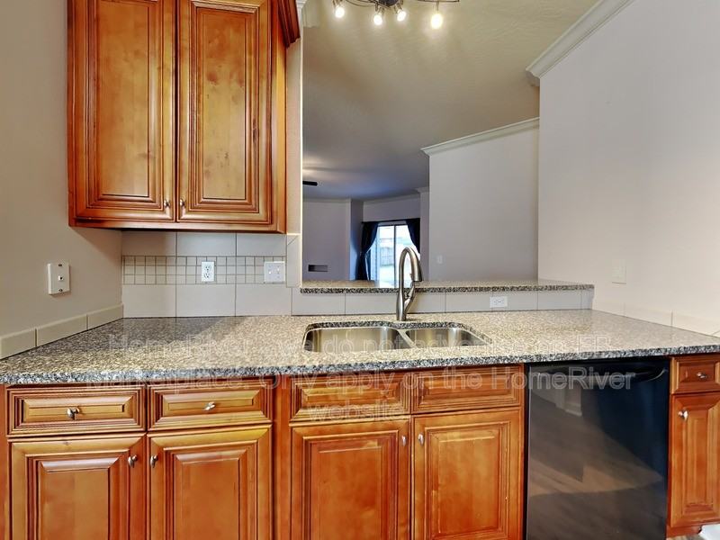 5454 Lee Farm Blvd - Photo 7 of 19
