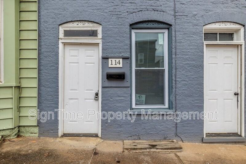 114 N Conococheague St - Photo 2 of 34