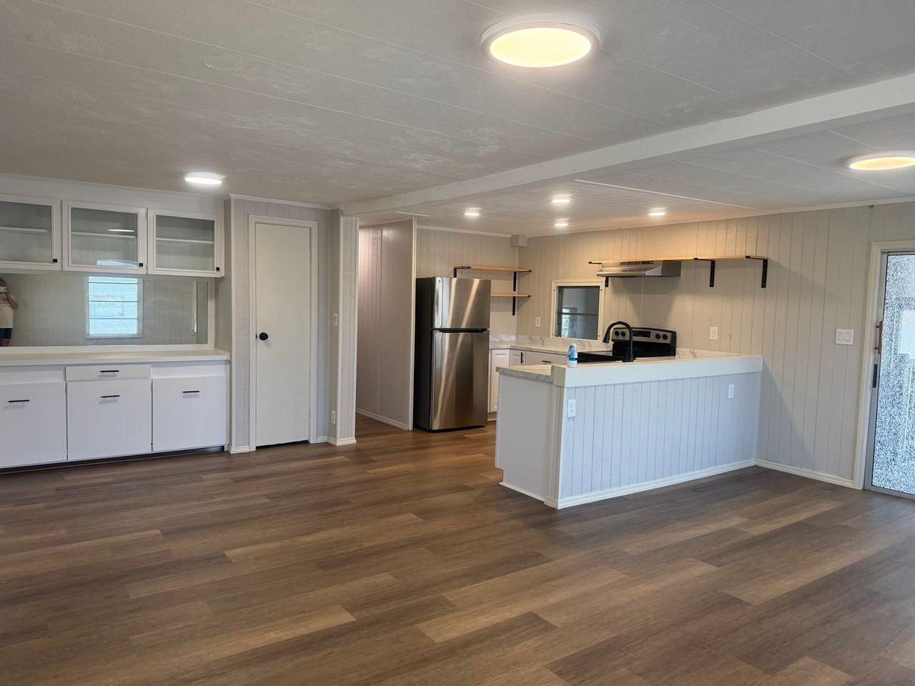 1117 49th Avenue Ter W - Photo 4 of 37