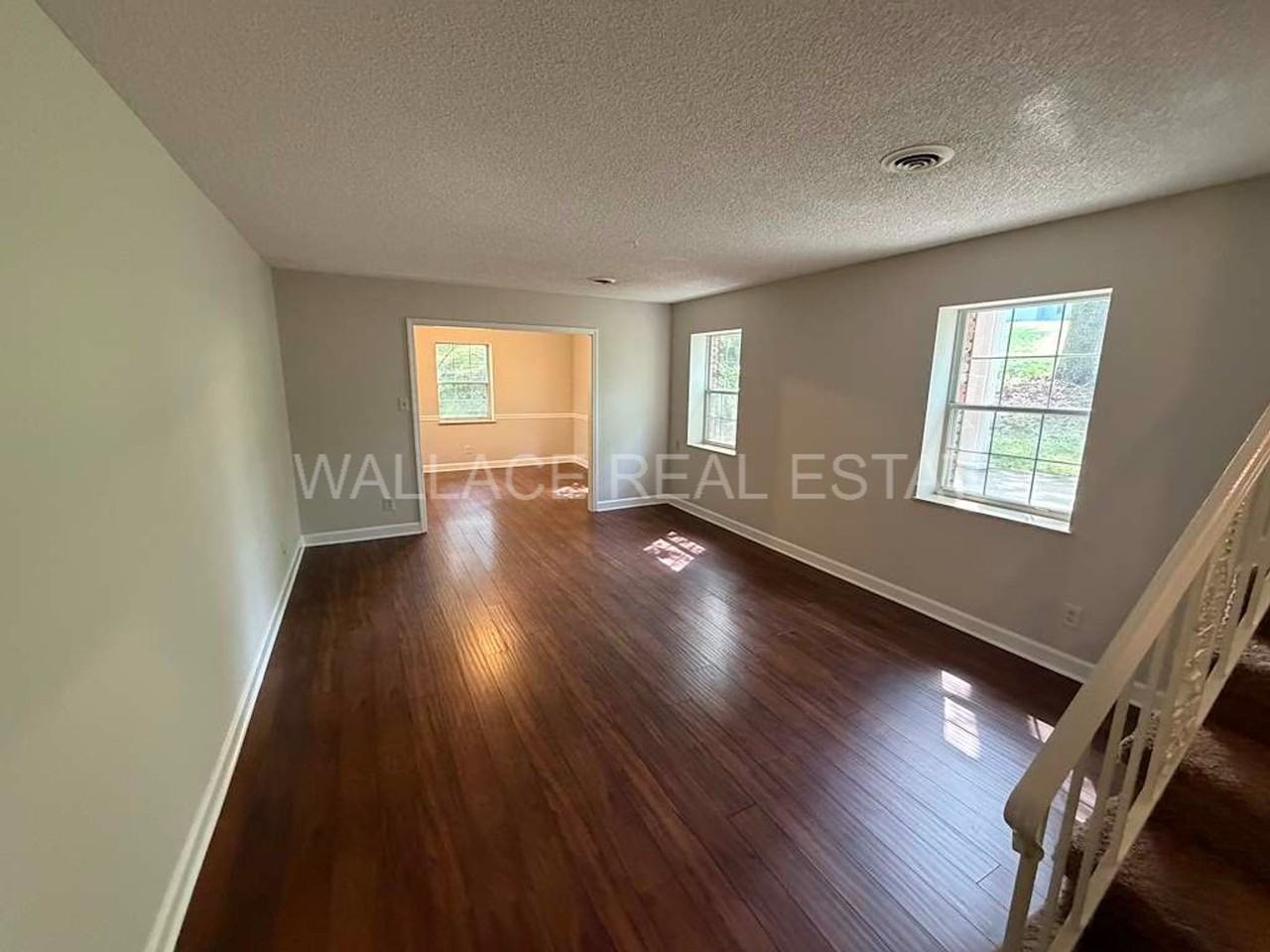 11141 Pleasant Forest Dr - Photo 4 of 19
