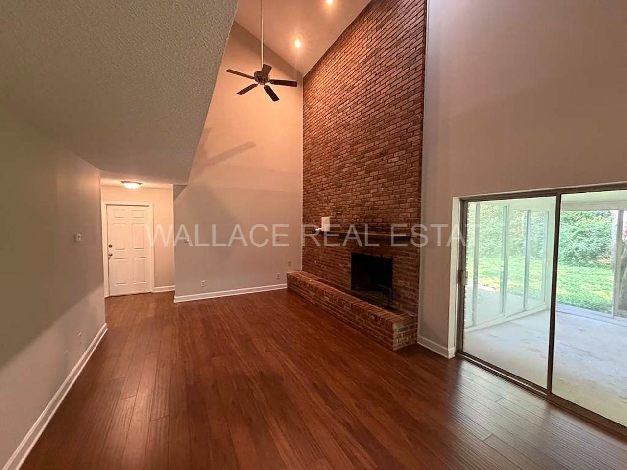 11141 Pleasant Forest Dr - Photo 7 of 19