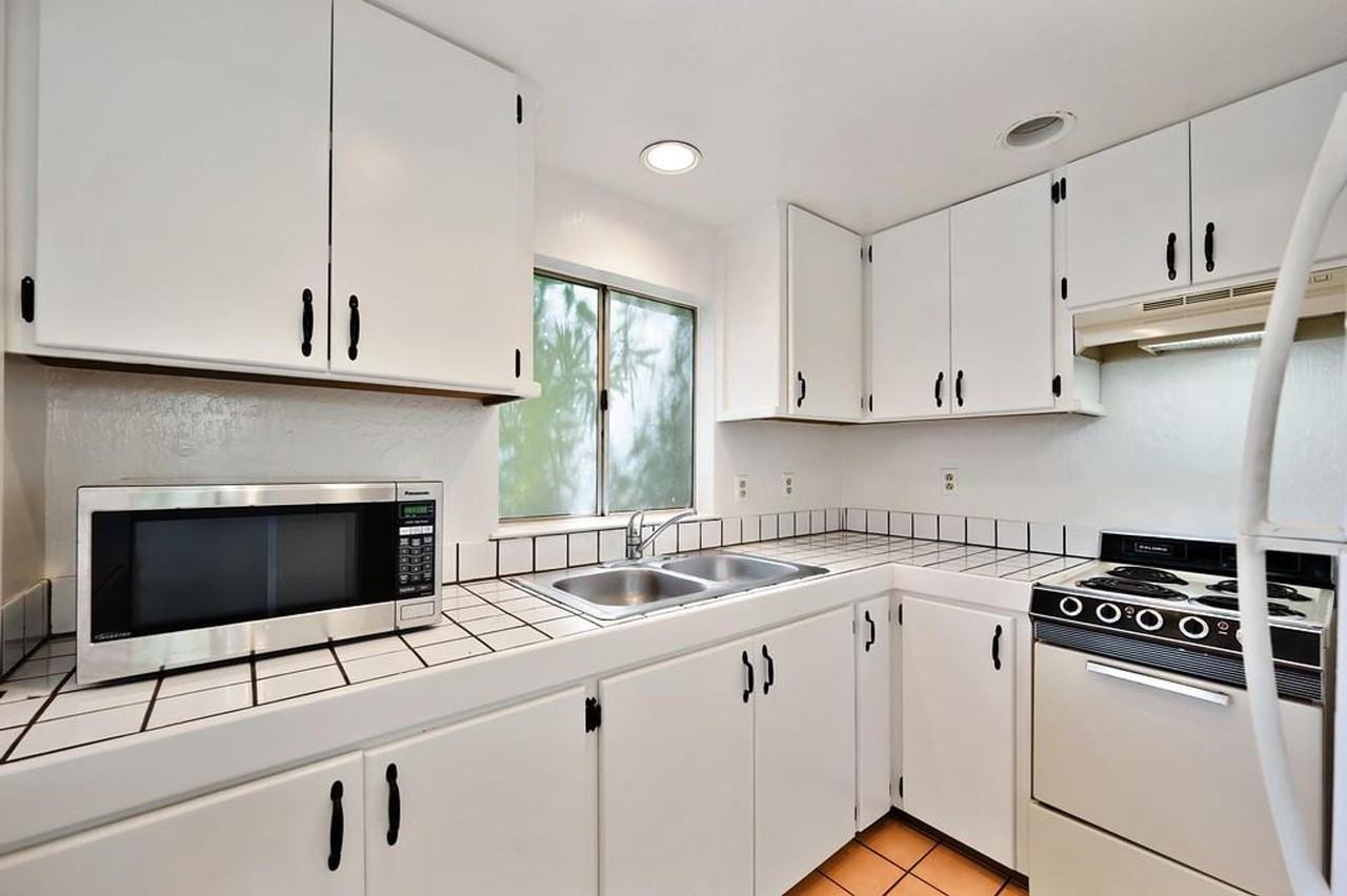 3074 Sheridan St #3 - Photo 2 of 8