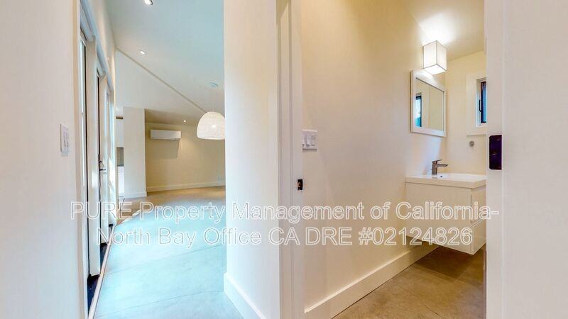 945 Brown St #B - Photo 4 of 12