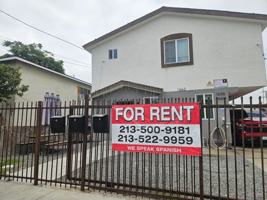featured image of 1658 E 60th St