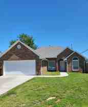 908 N Janeway Ave - Photo 1 of 1