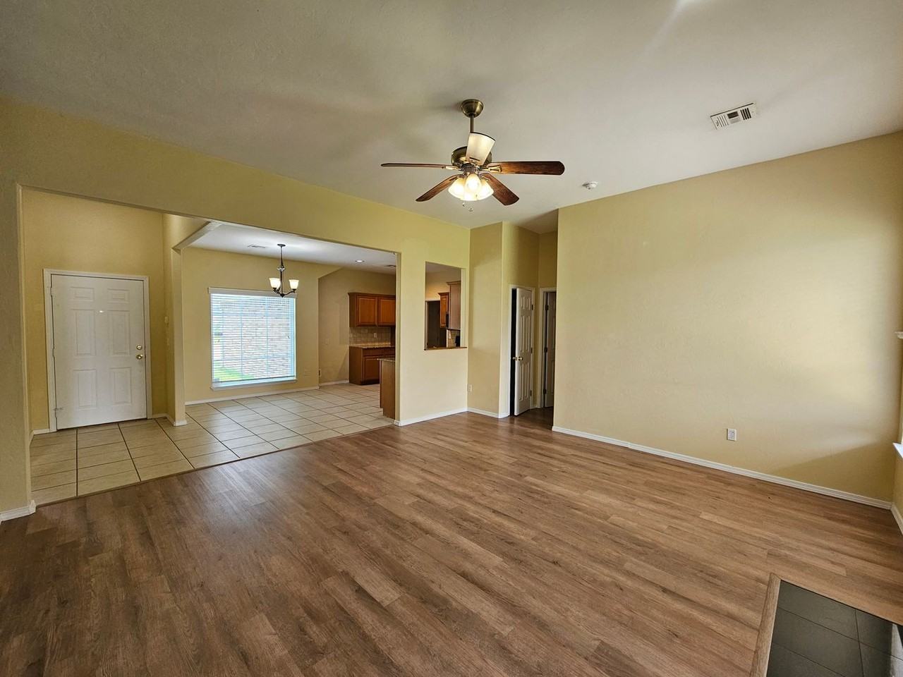 908 N Janeway Ave - Photo 6 of 14