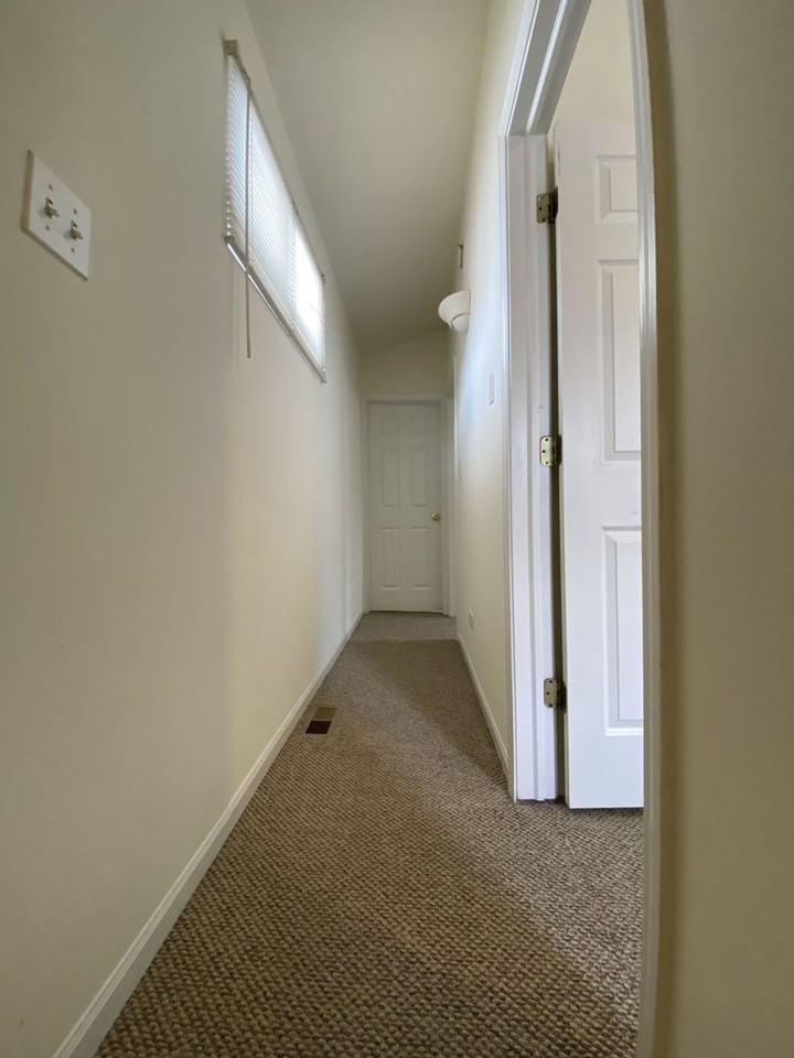 2438 N Ashland - Photo 5 of 31