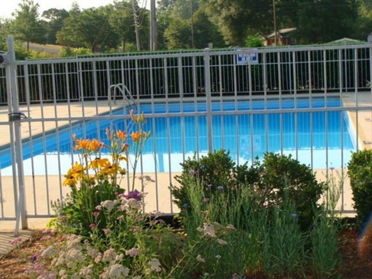 Hampton Meadows Apartments - Photo 4 of 4