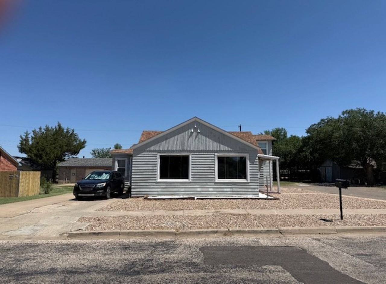1210 S Hayden St - Photo 3 of 26