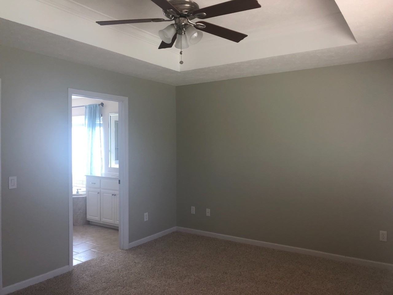 914 Amber Way - Photo 6 of 11