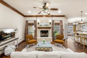 featured image of 1326 Briar Cliff Path