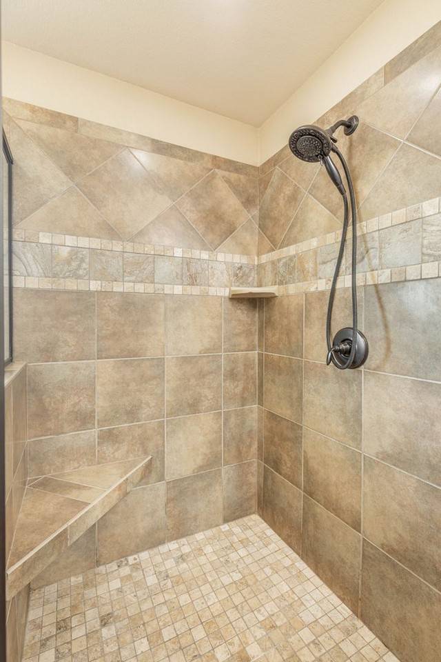1326 Briar Cliff Path - Photo 3 of 42