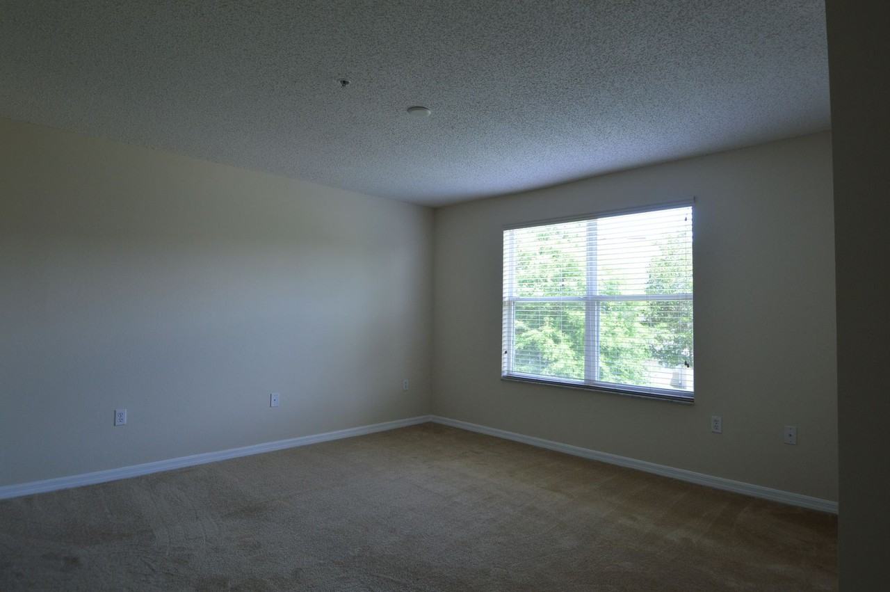 176 Constitution Way - Photo 7 of 19