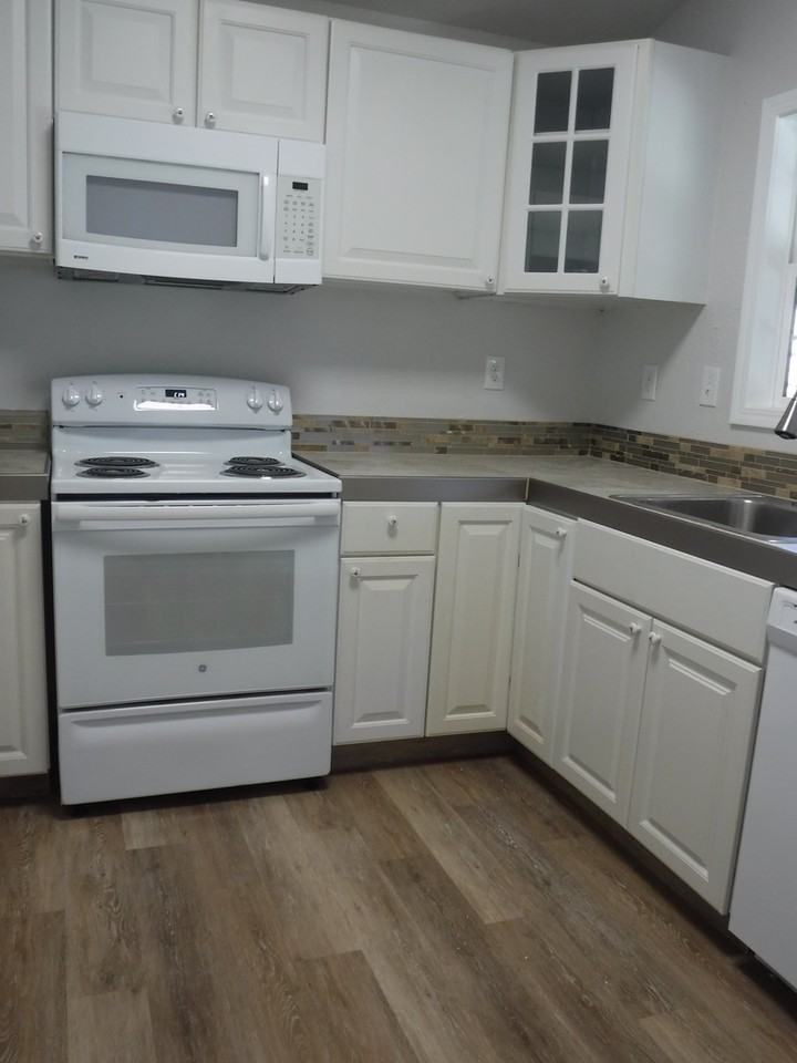 31 Rose Ln - Photo 7 of 16