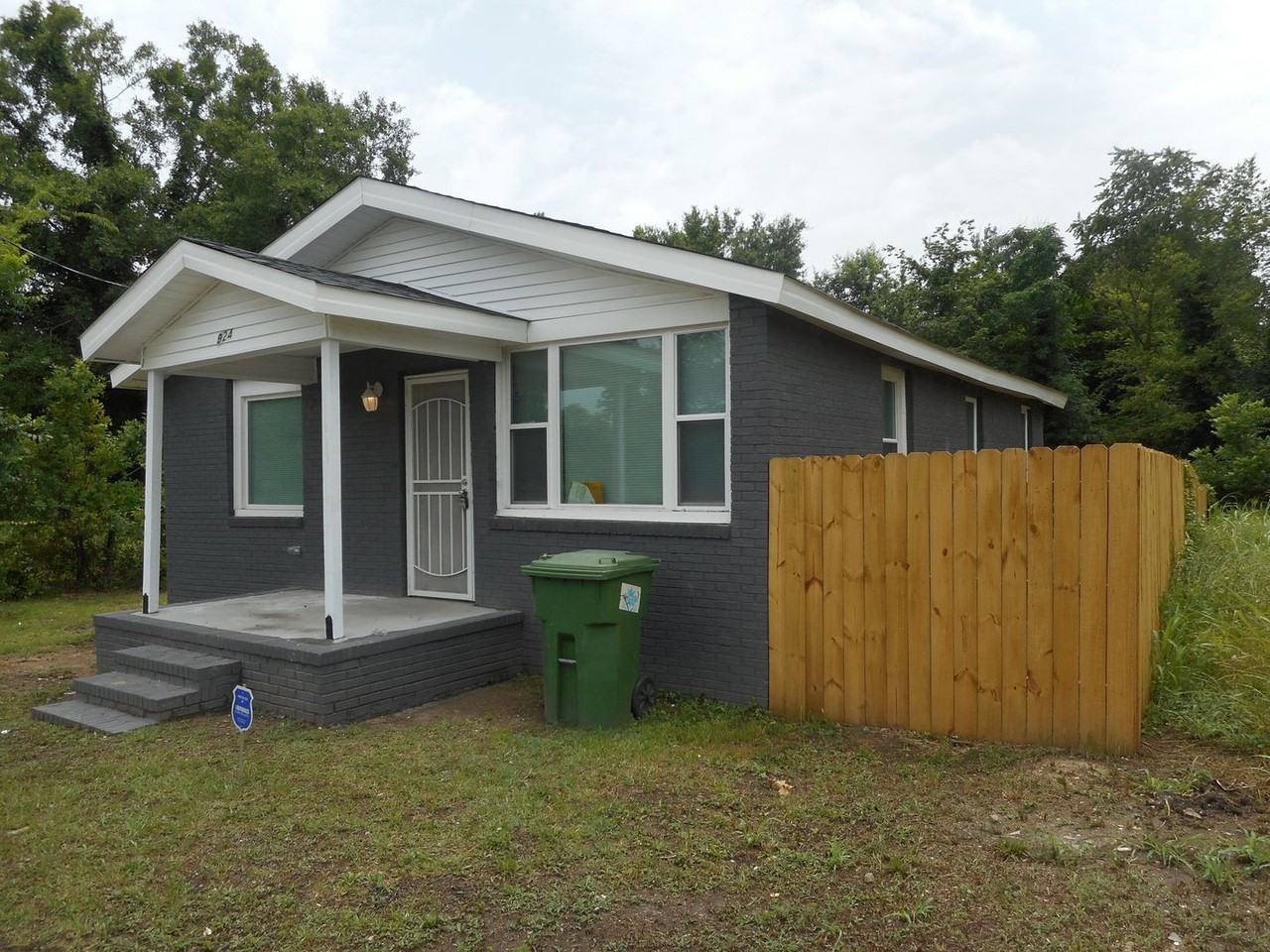 924 13th Ave - Photo 6 of 19