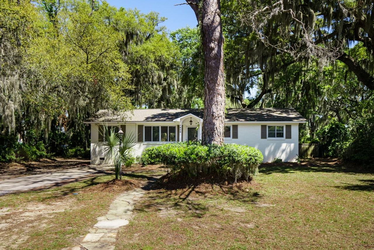 1606 Madrid Ave - Photo 3 of 50